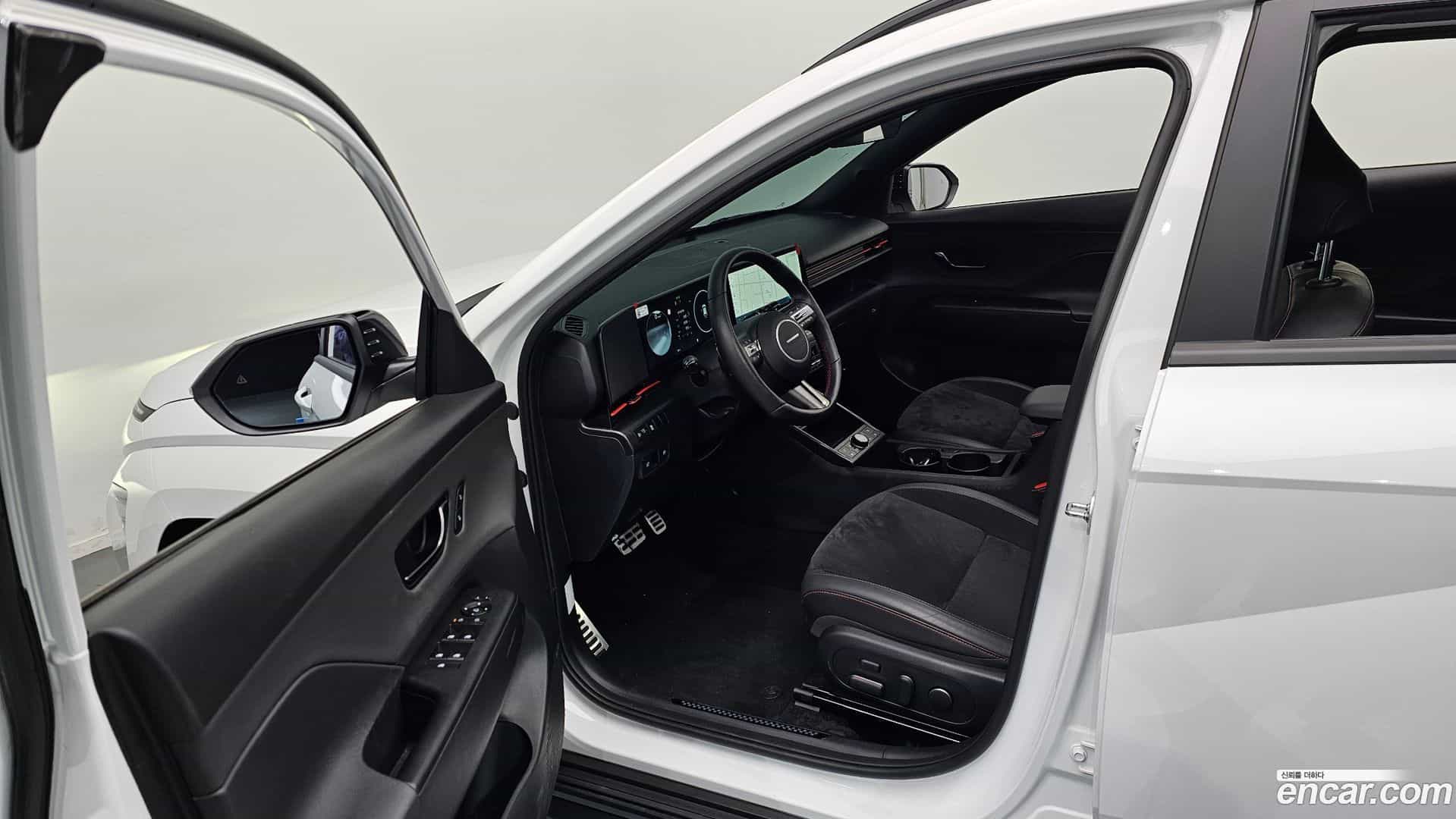 Kona Hyundai 2023.8-OPTION-015