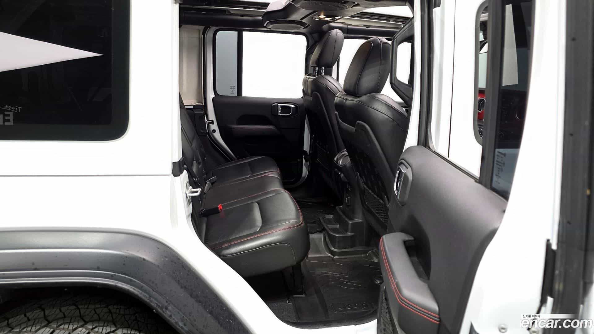 Wrangler Jeep 2021.3-OPTION-016