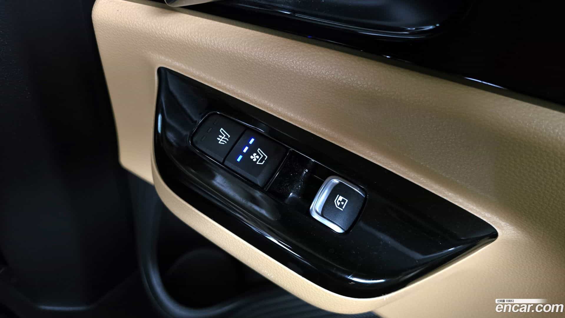 Canival Kia 2022.6-OPTION-023