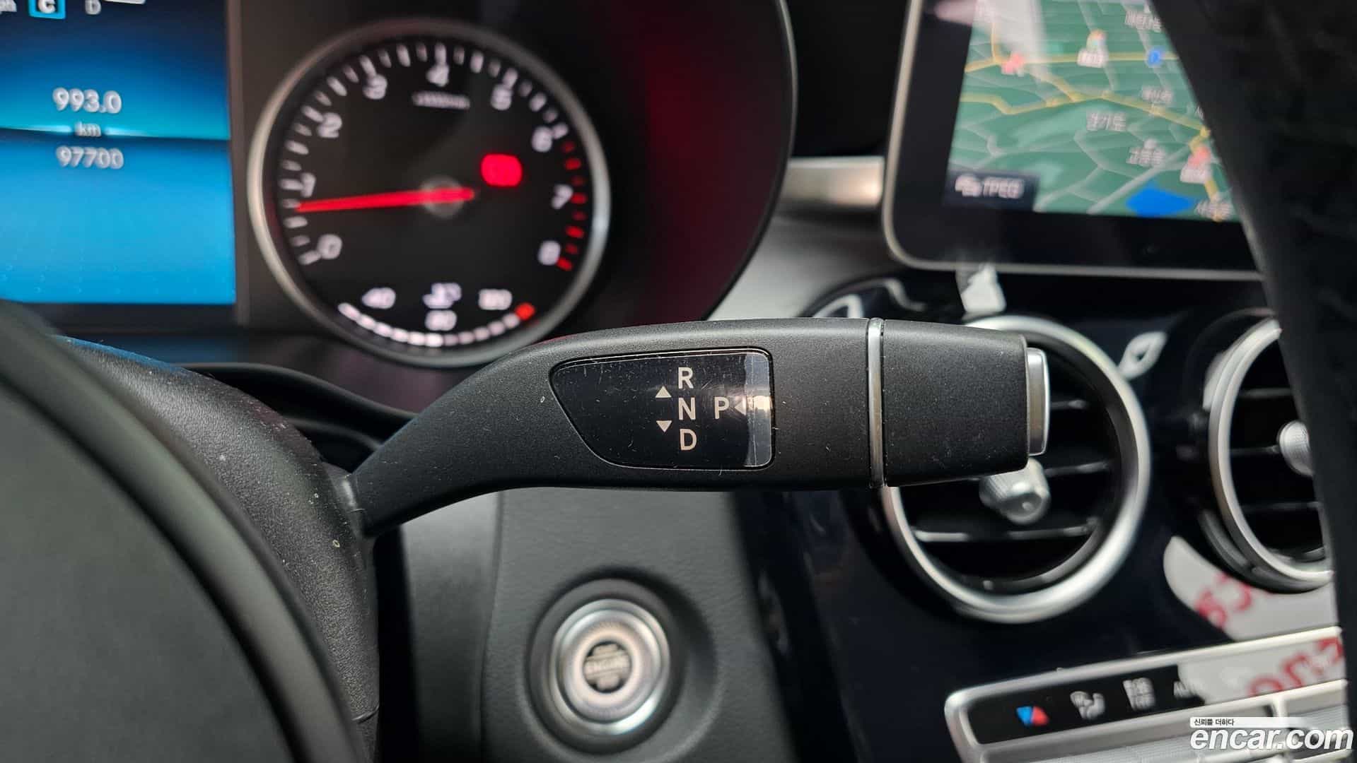 C-Class Mercedes-Benz 2019.11-INNER-009