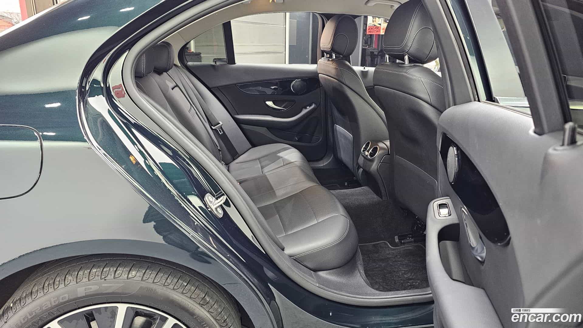 C-Class Mercedes-Benz 2019.11-OPTION-016