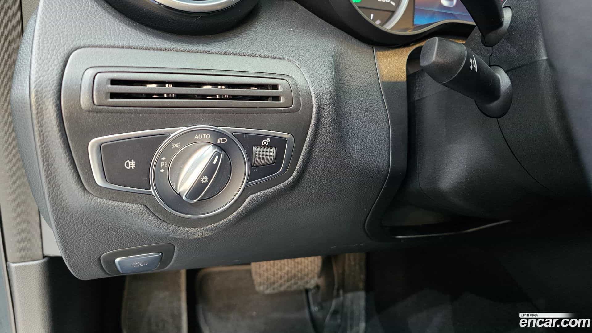 C-Class Mercedes-Benz 2019.11-OPTION-022