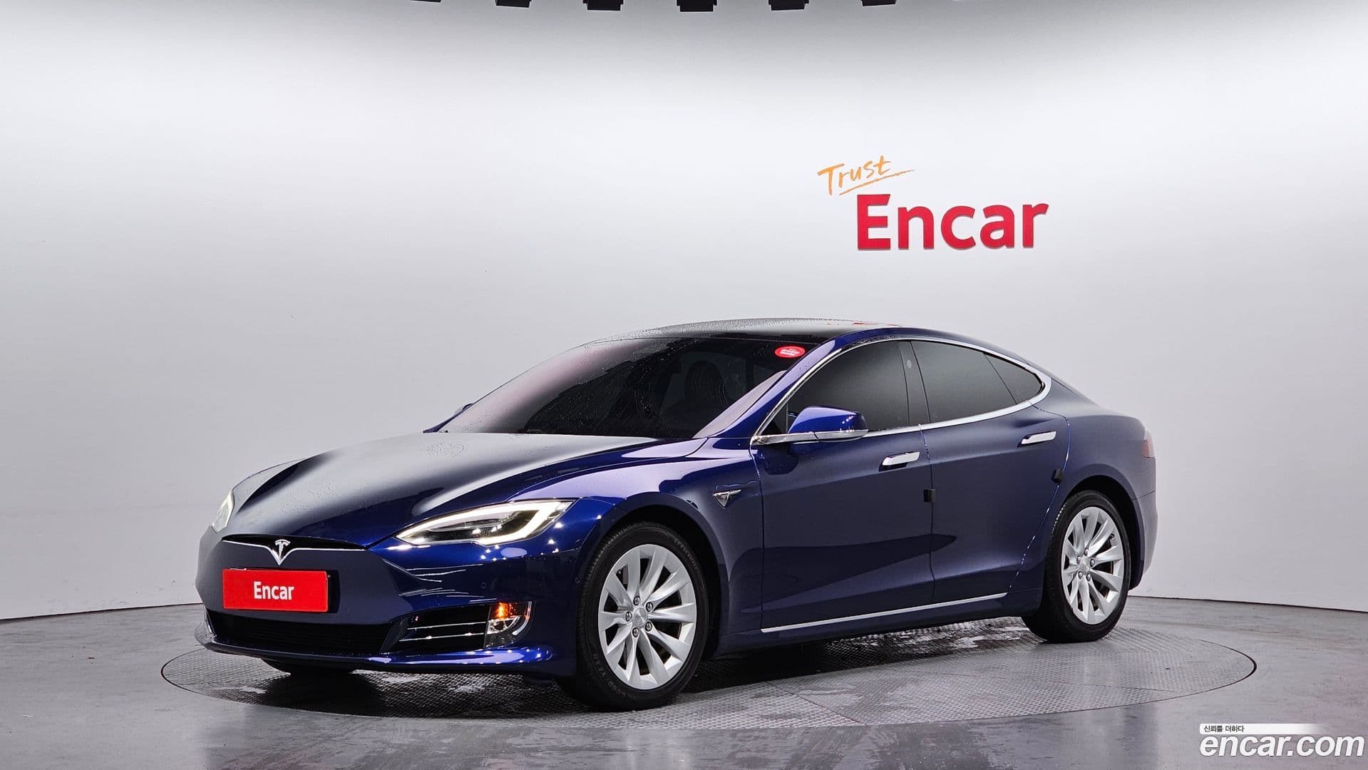 Main__Slider__Photo:Model S Tesla 2020.10-0