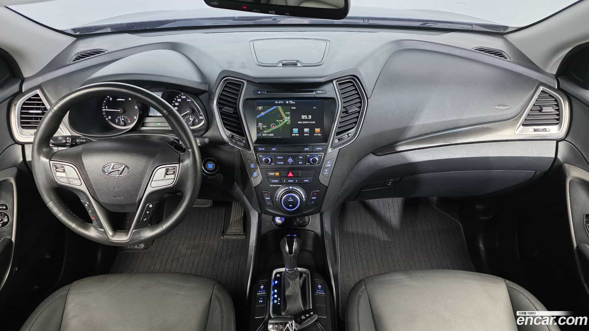 Santafe Hyundai 2018.0-INNER-007