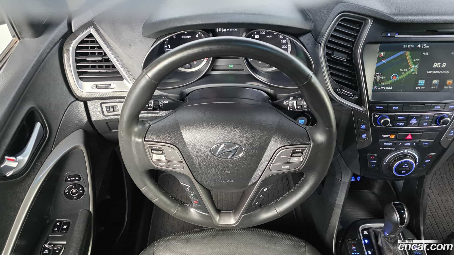 Santafe Hyundai 2018.0-OPTION-017
