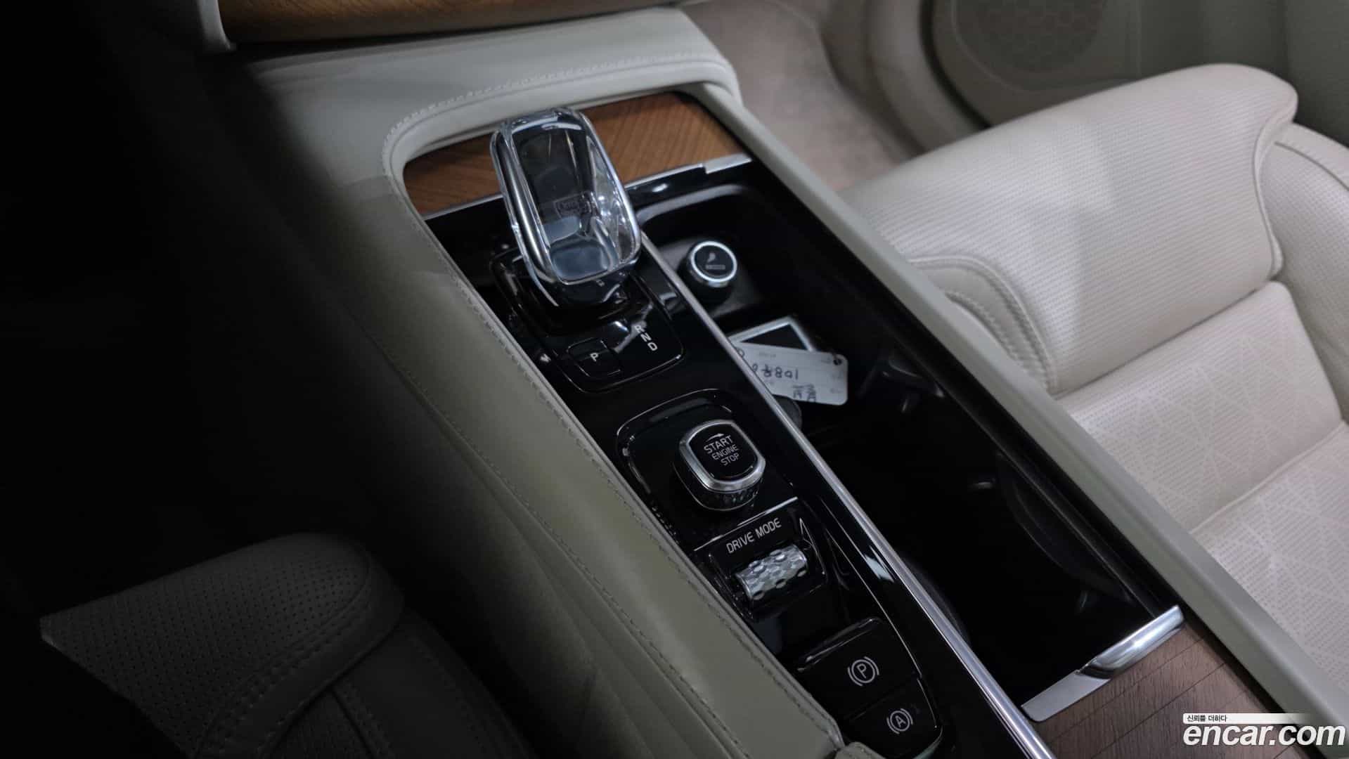 XC90 Volvo 2020.0-INNER-009