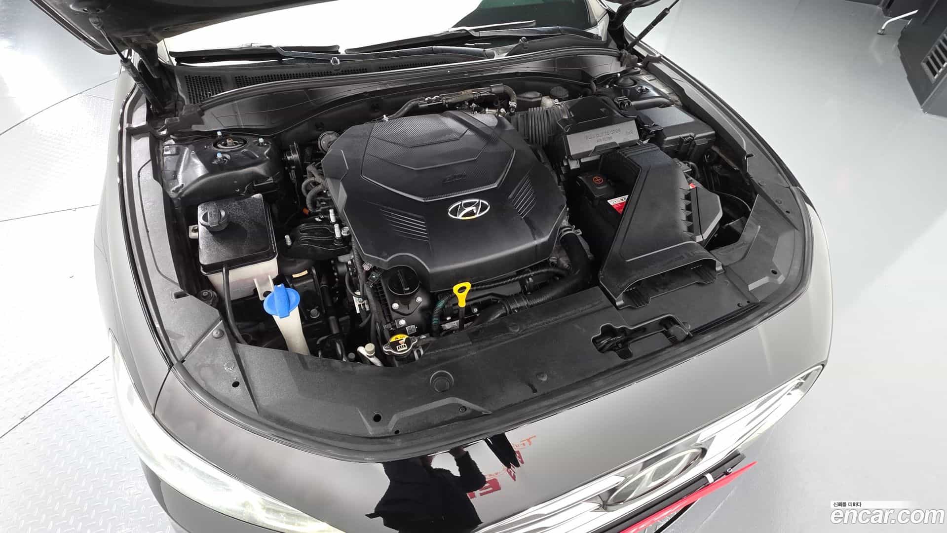 Grandeur Hyundai 2017.2-OUTER-006