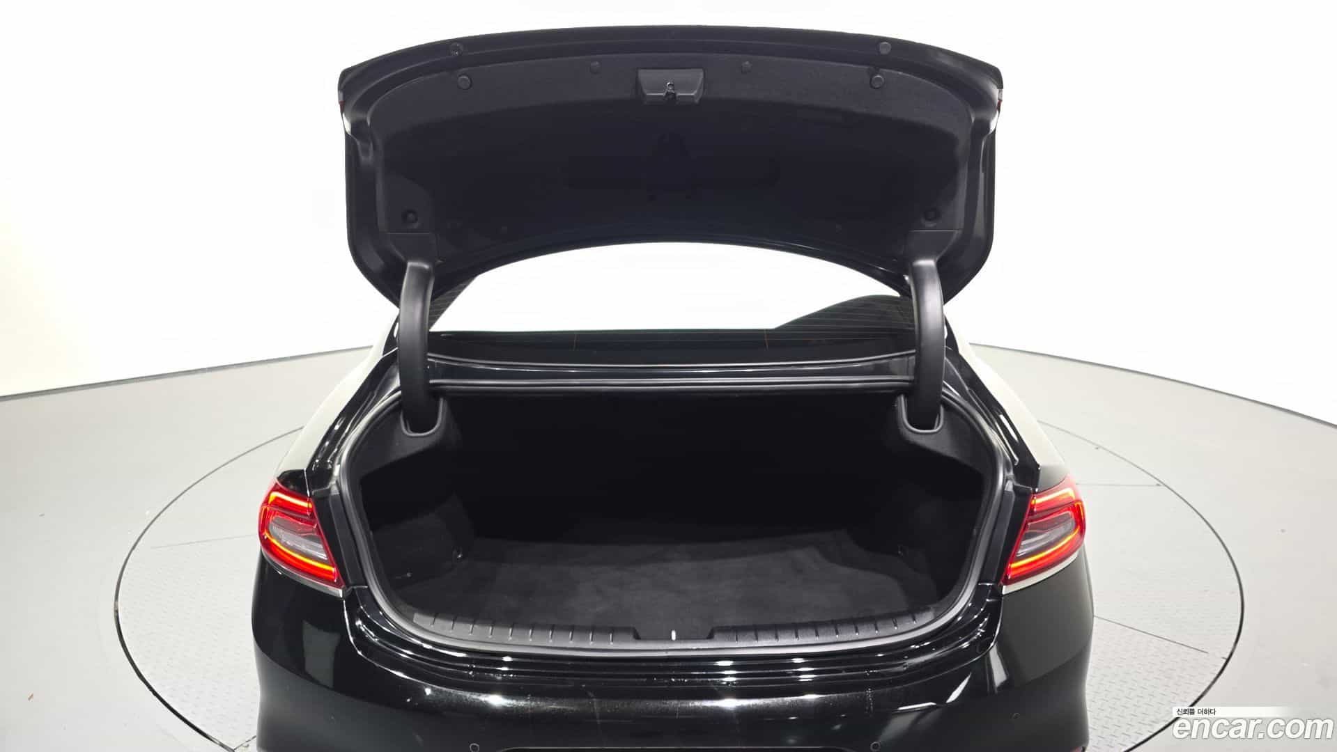 Grandeur Hyundai 2017.2-OPTION-024