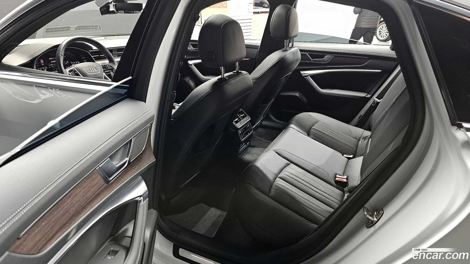 A6 Audi 2023.10-OPTION-015
