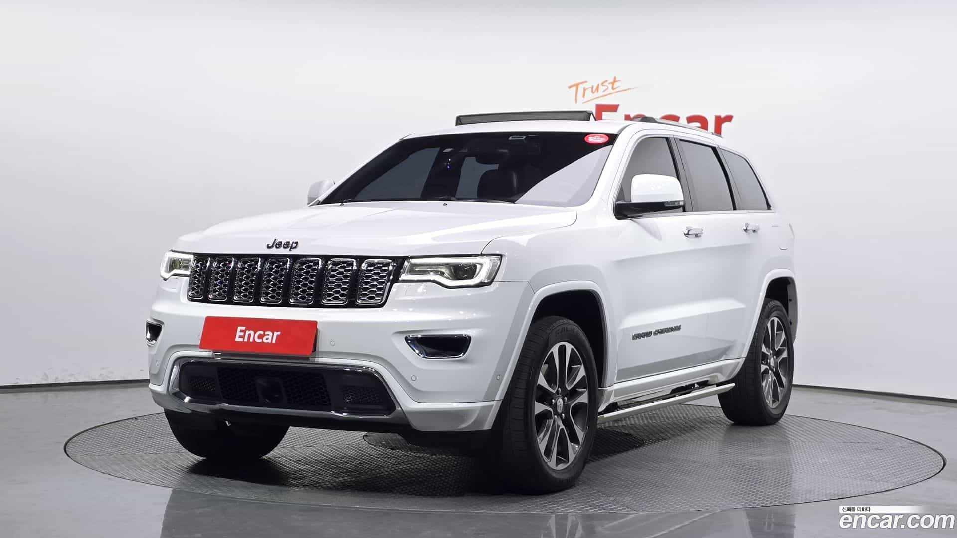 Cherokee Jeep 2018.11-OUTER-001