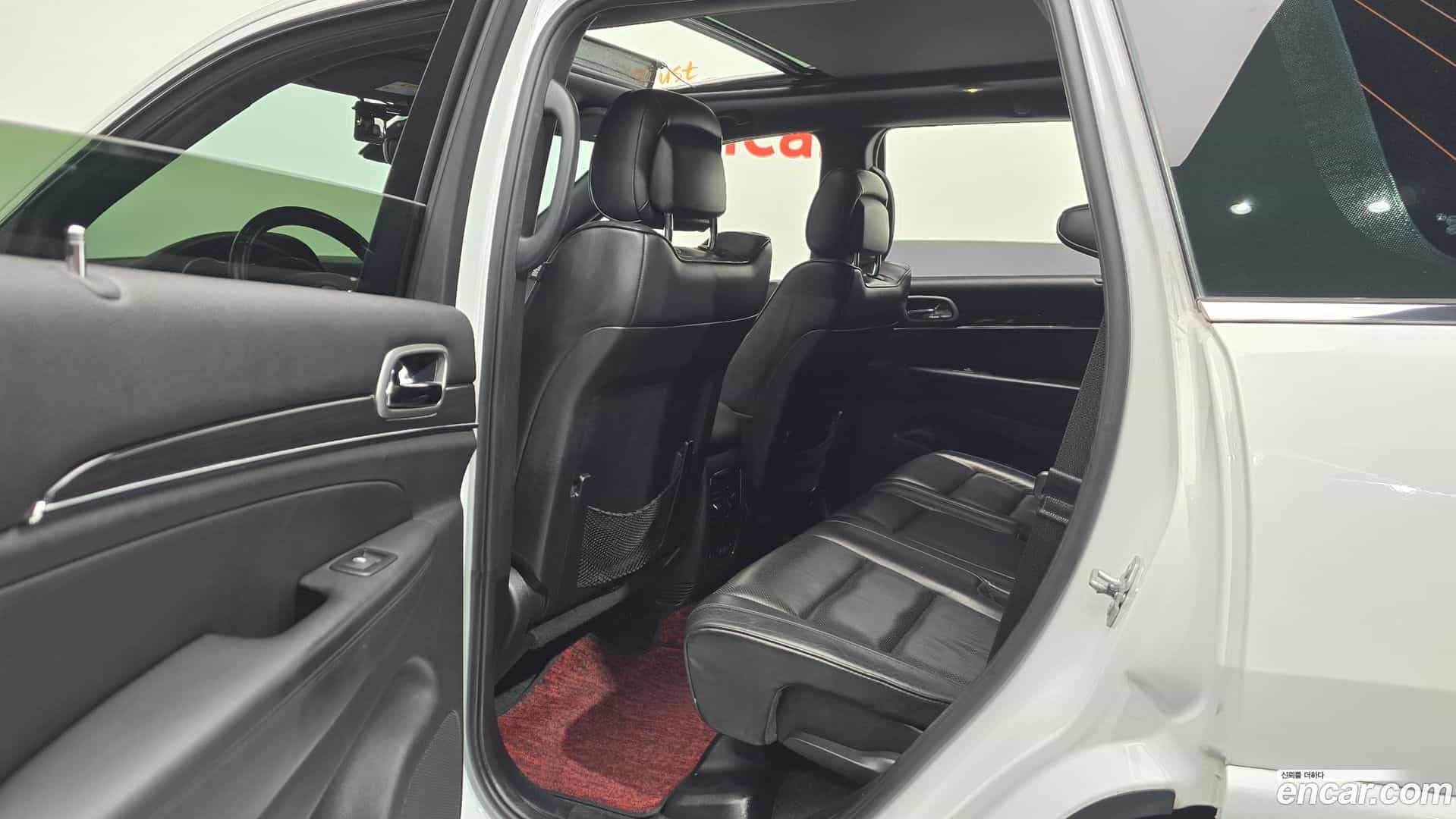 Cherokee Jeep 2018.11-OPTION-016
