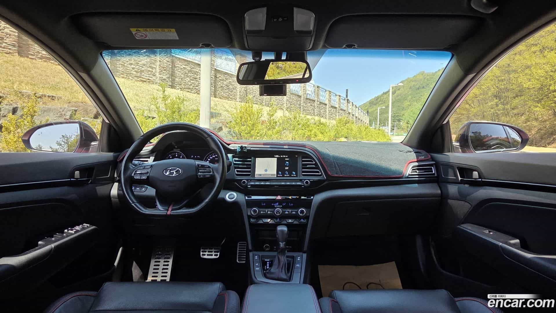 AVANTE Hyundai 2019.2-INNER-010