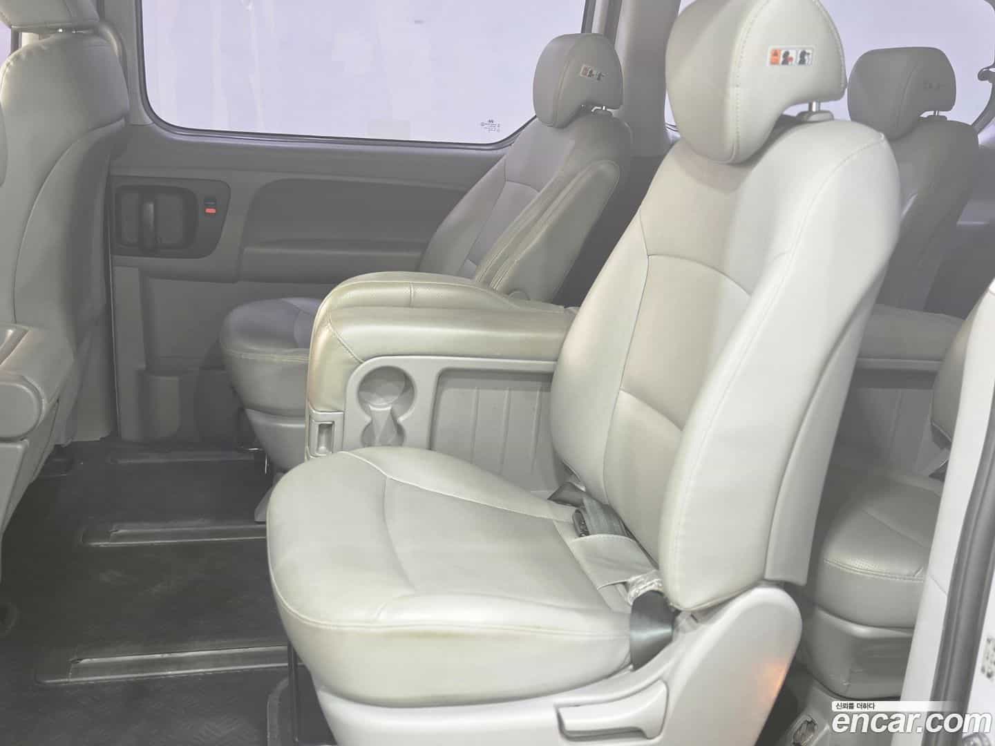 Starex Hyundai 2017.3-INNER-009