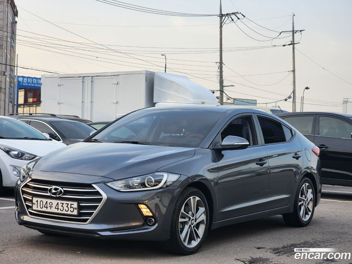 Main__Slider__Photo:AVANTE Hyundai 2016.10-0