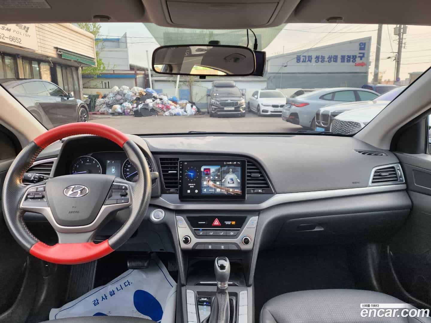 AVANTE Hyundai 2016.10-INNER-007