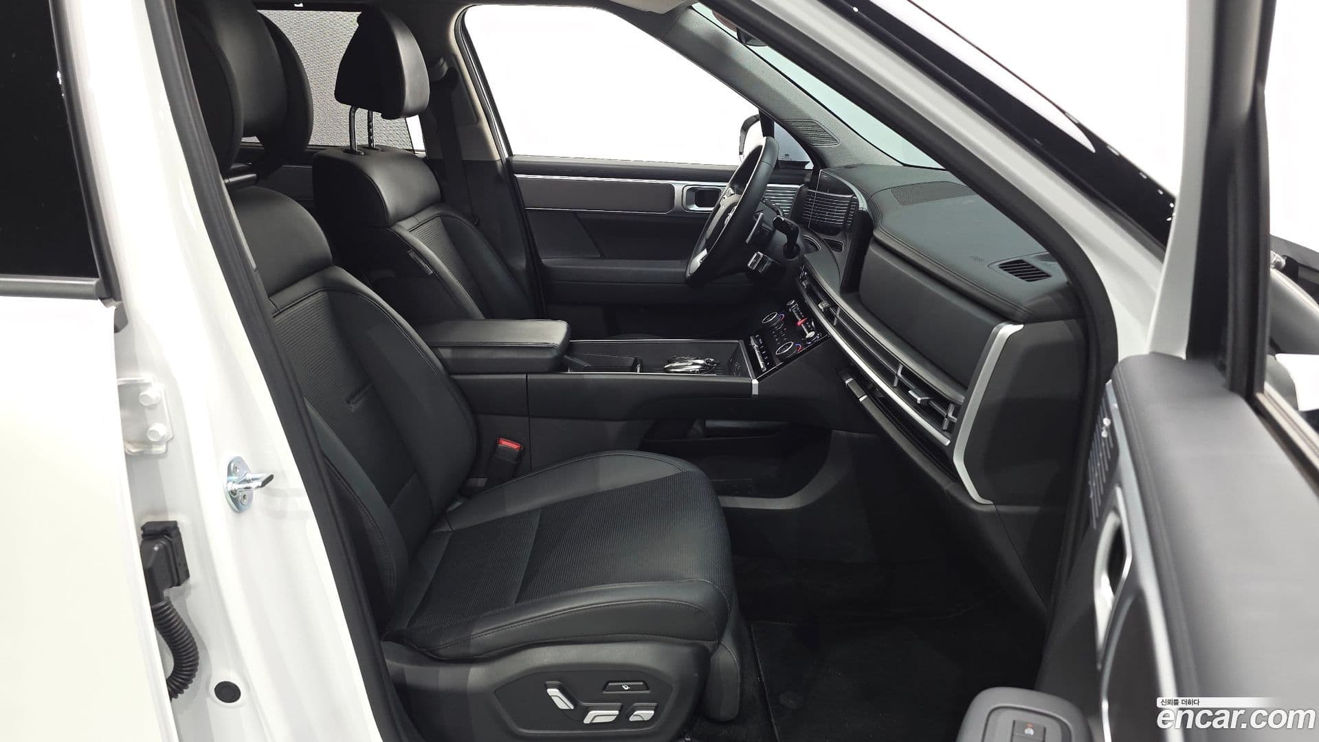 Main__Slider__Photo:Santafe Hyundai 2023.8-12