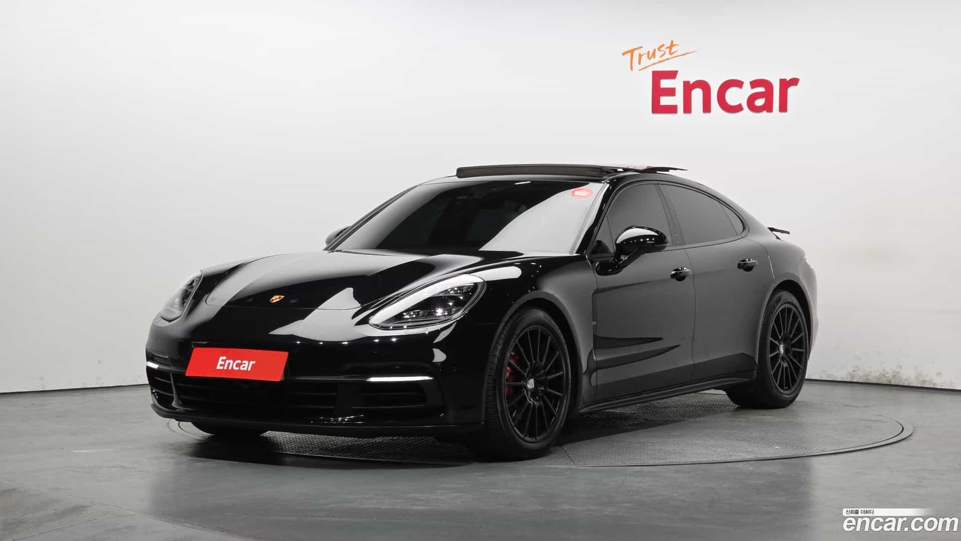 Panamera Porsche 2018.1-OUTER-001