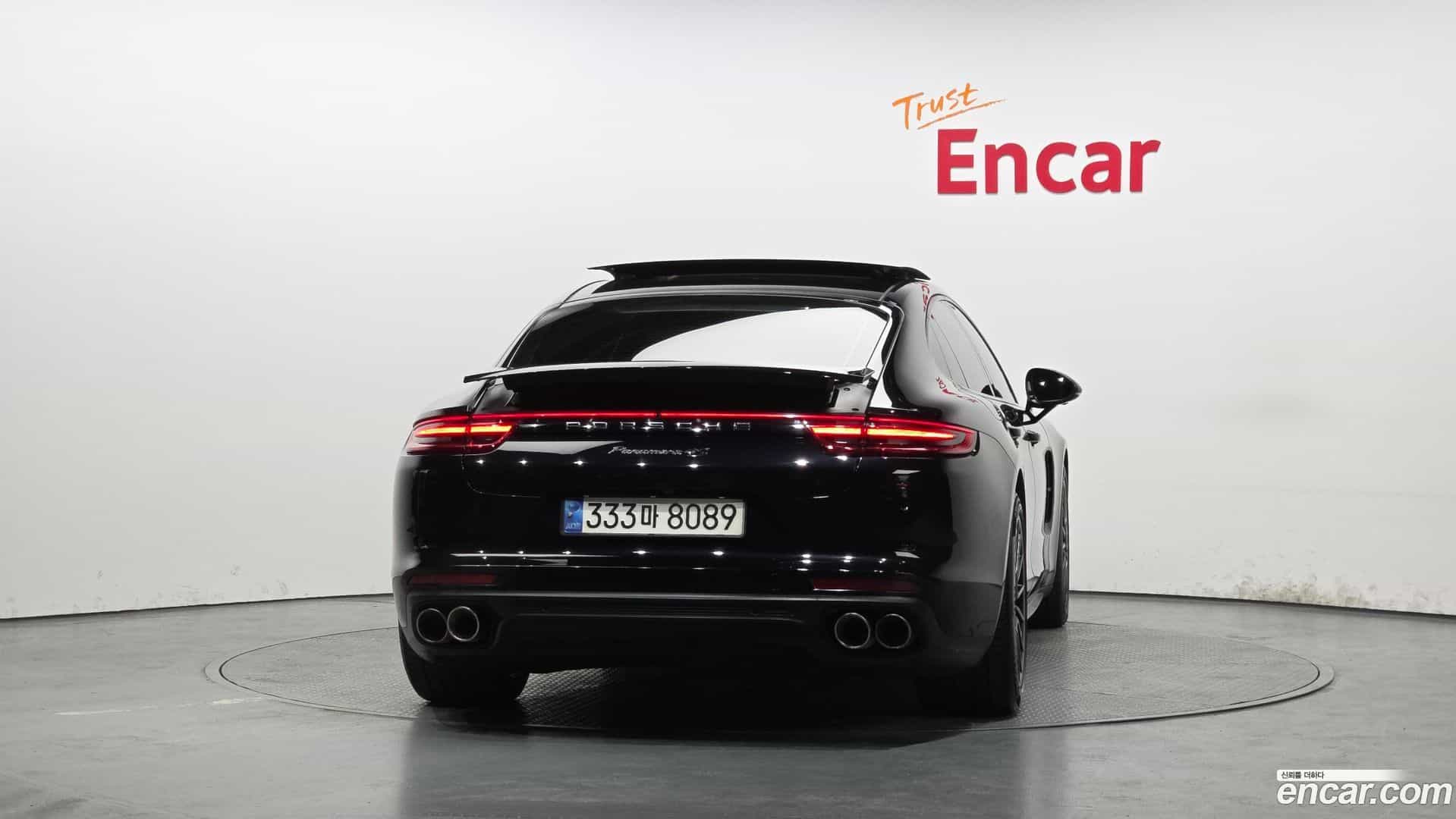 Panamera Porsche 2018.1-OUTER-004