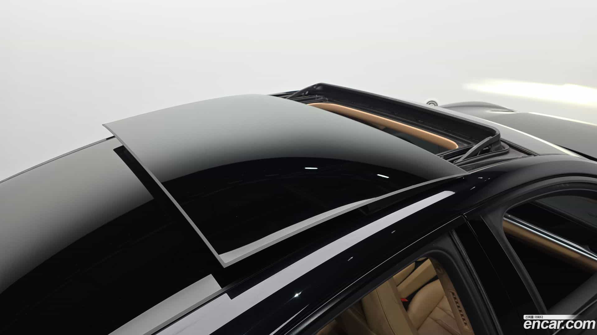Panamera Porsche 2018.1-OPTION-021