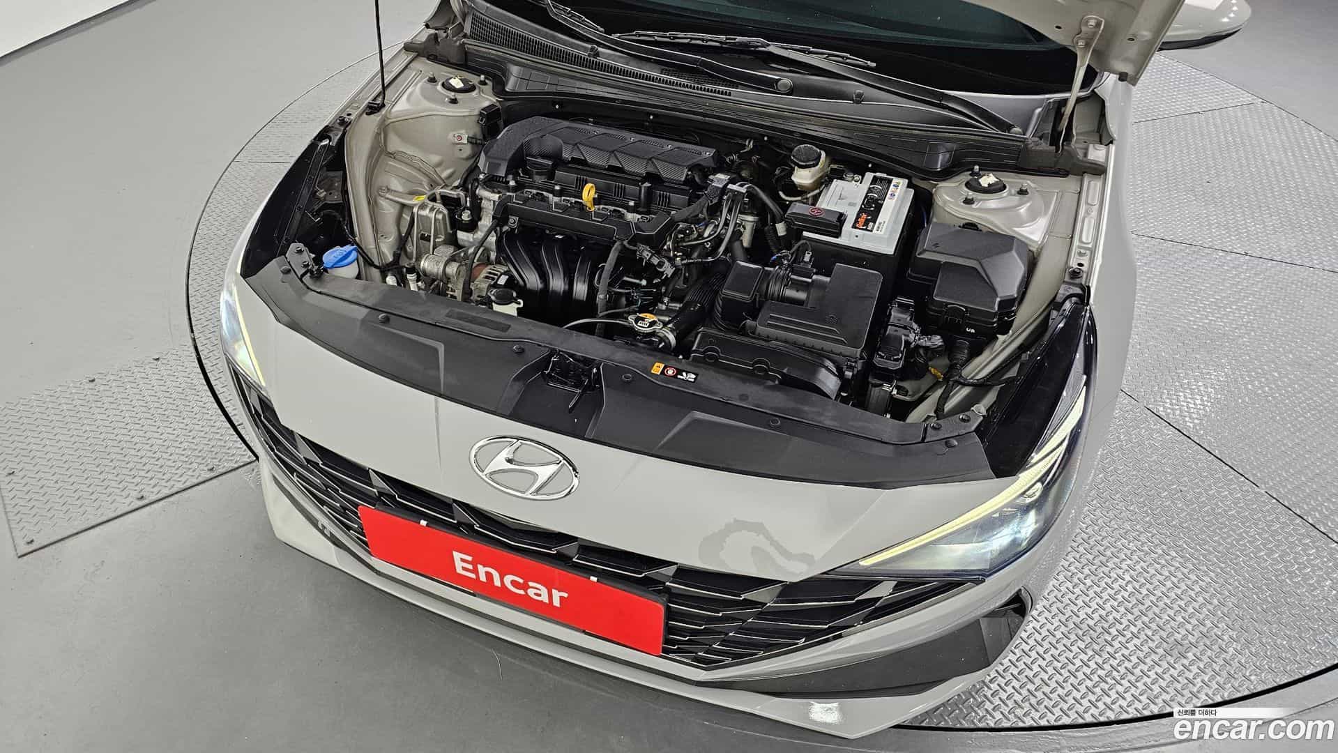 AVANTE Hyundai 2021.1-OUTER-006
