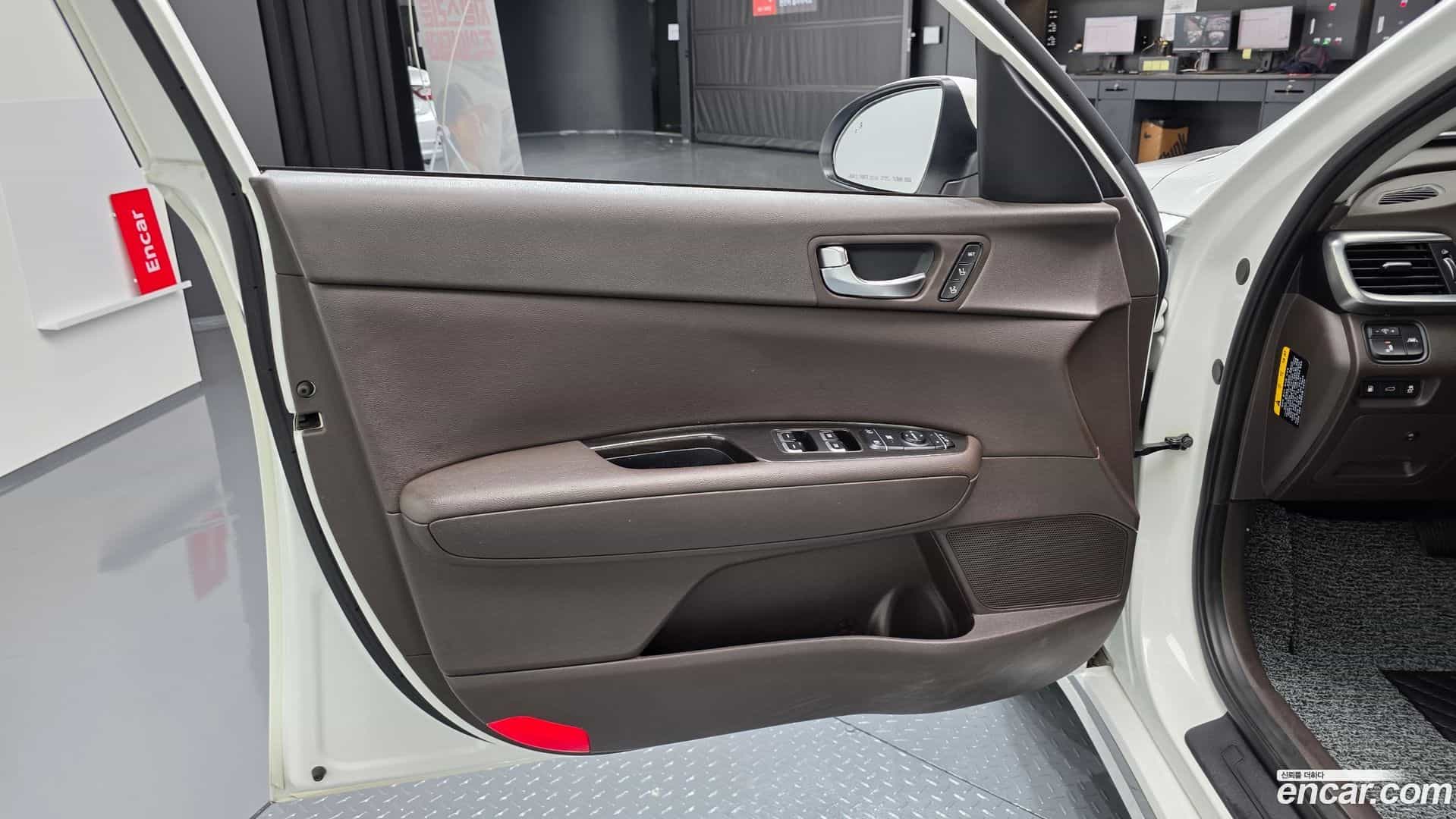 K5 Kia 2018.11-INNER-034