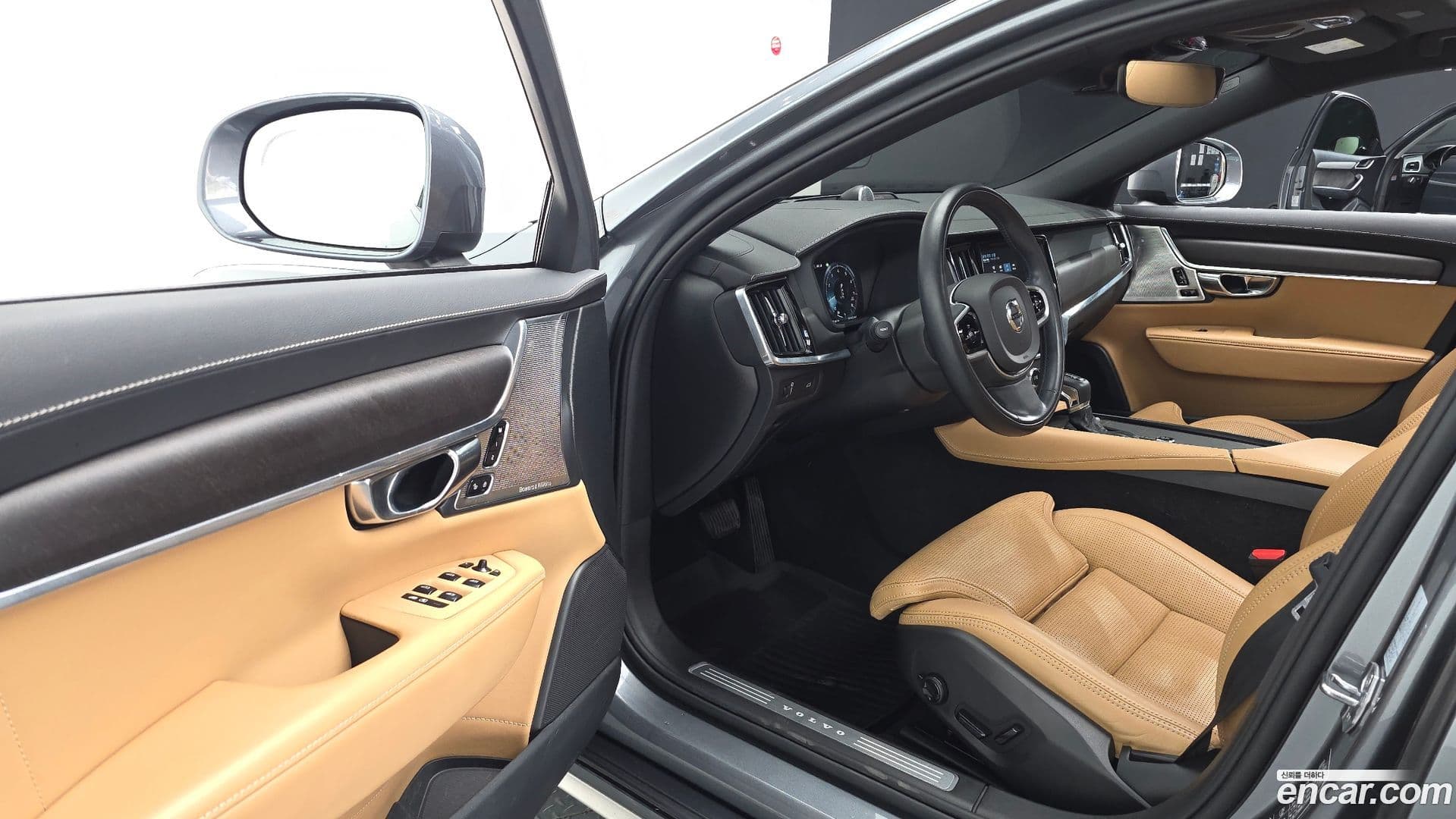 Main__Slider__Photo:V90 Volvo 2020.7-10