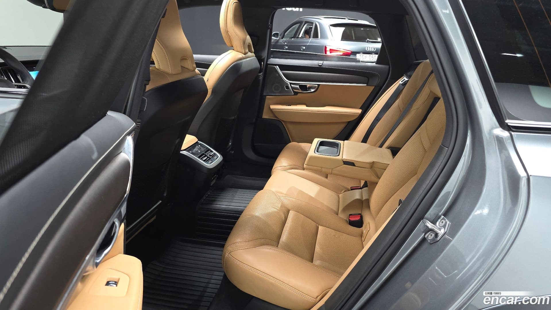 Main__Slider__Photo:V90 Volvo 2020.7-11
