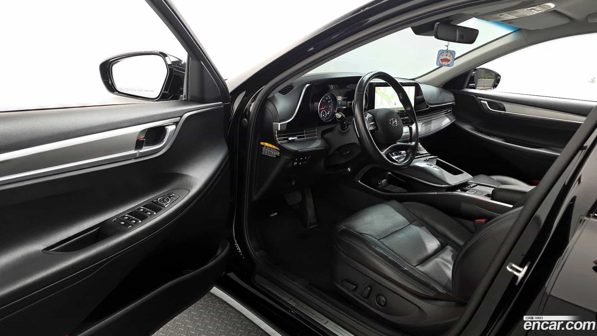 Grandeur Hyundai 2019.11-INNER-010