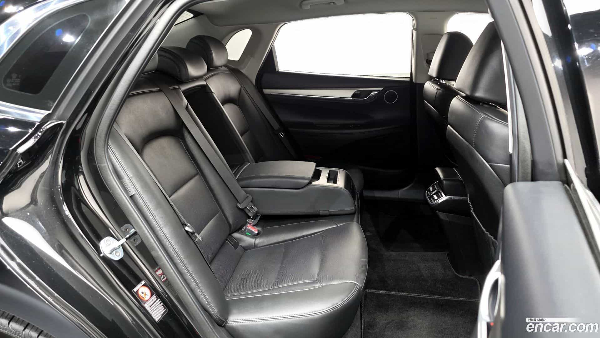 Grandeur Hyundai 2019.11-OPTION-015