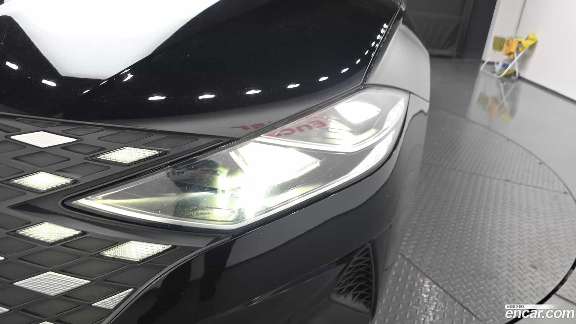 Grandeur Hyundai 2019.11-OUTER-032