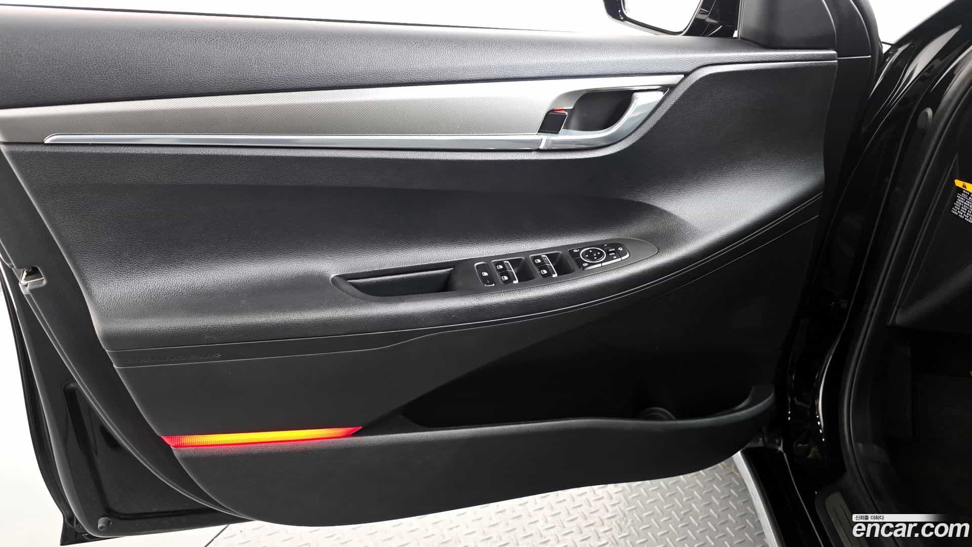 Grandeur Hyundai 2019.11-INNER-034