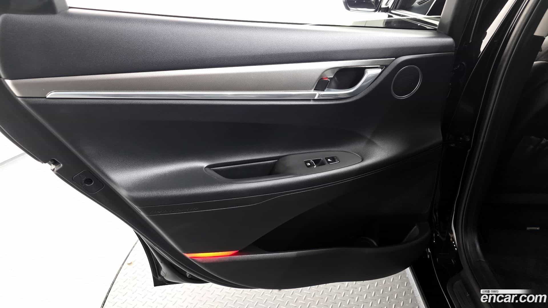 Grandeur Hyundai 2019.11-INNER-035