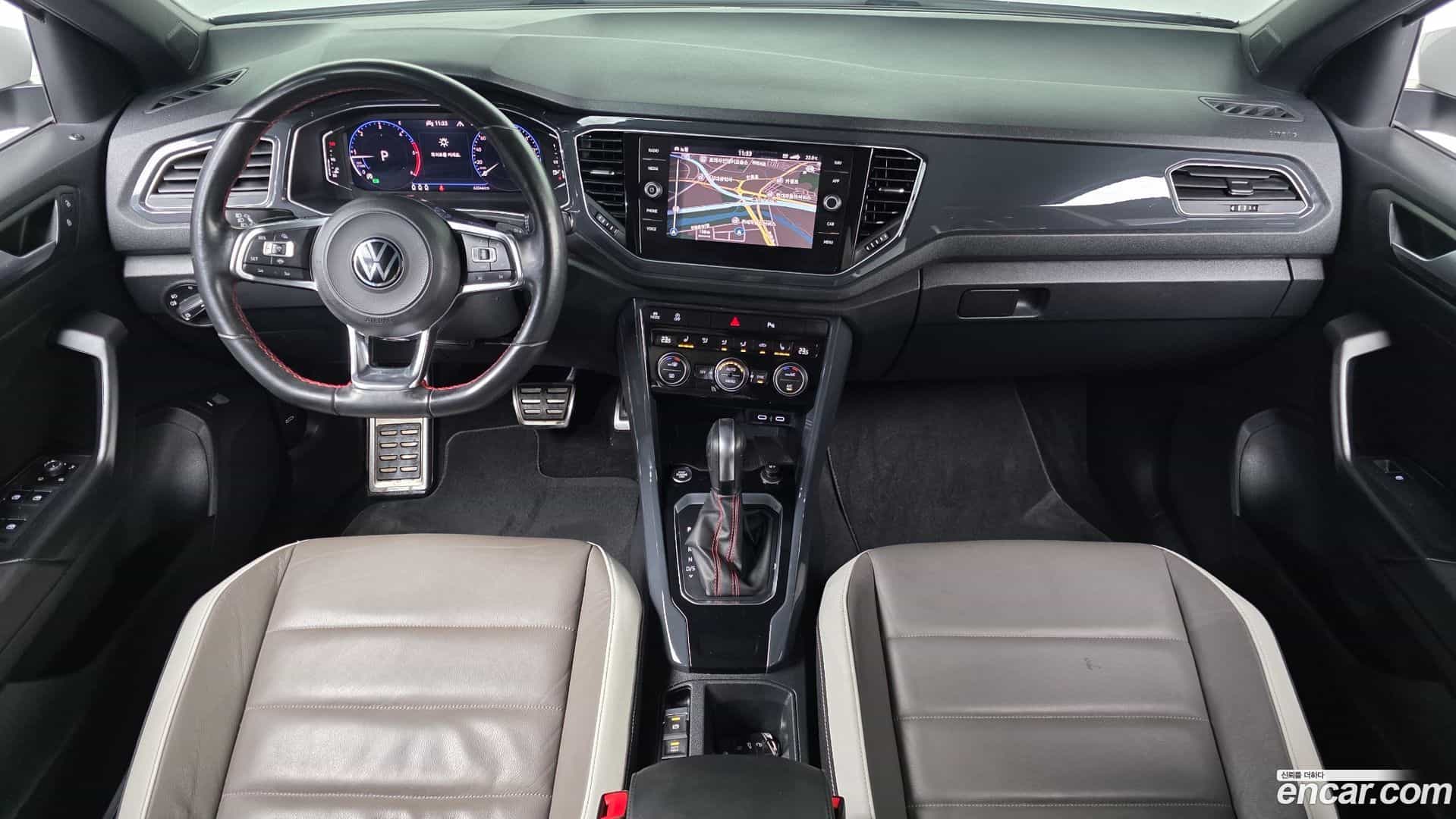 T-Roc Volkswagen 2021.2-INNER-007
