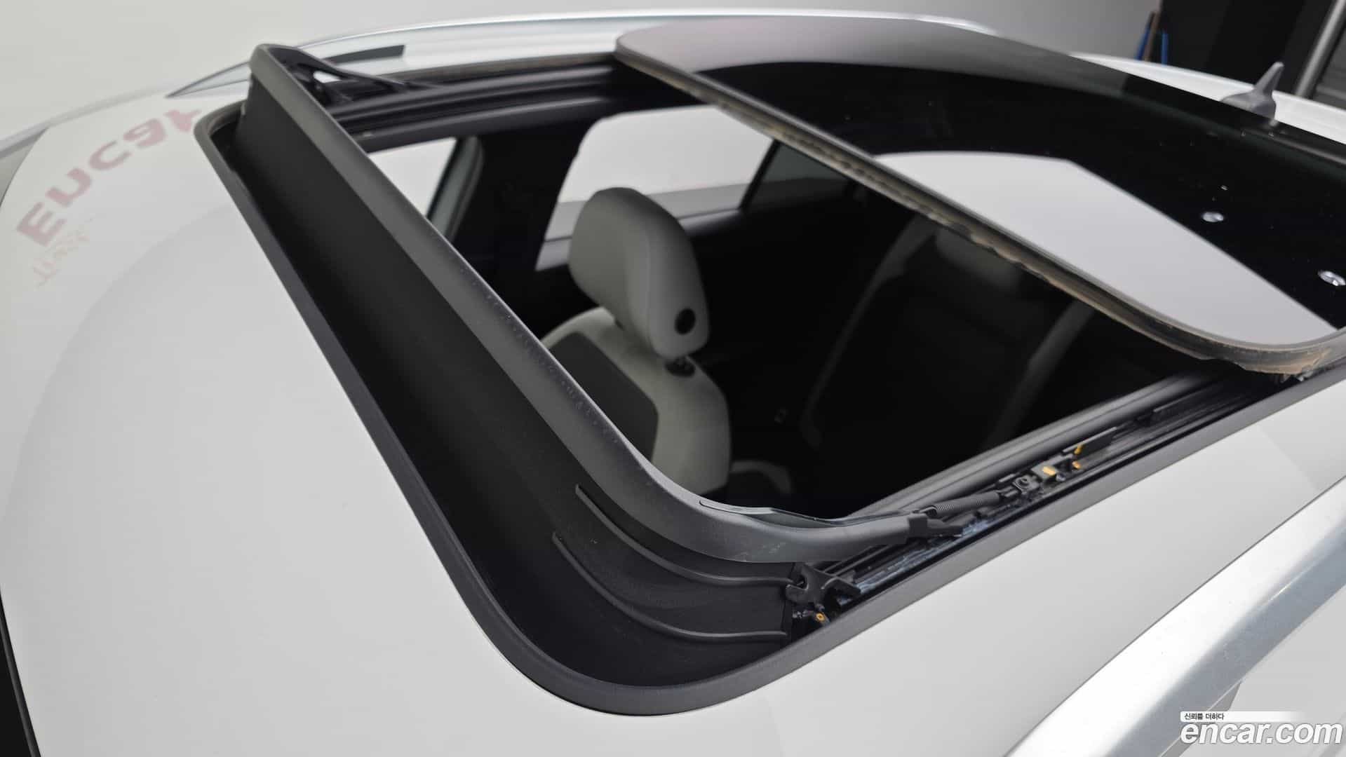 T-Roc Volkswagen 2021.2-OPTION-023