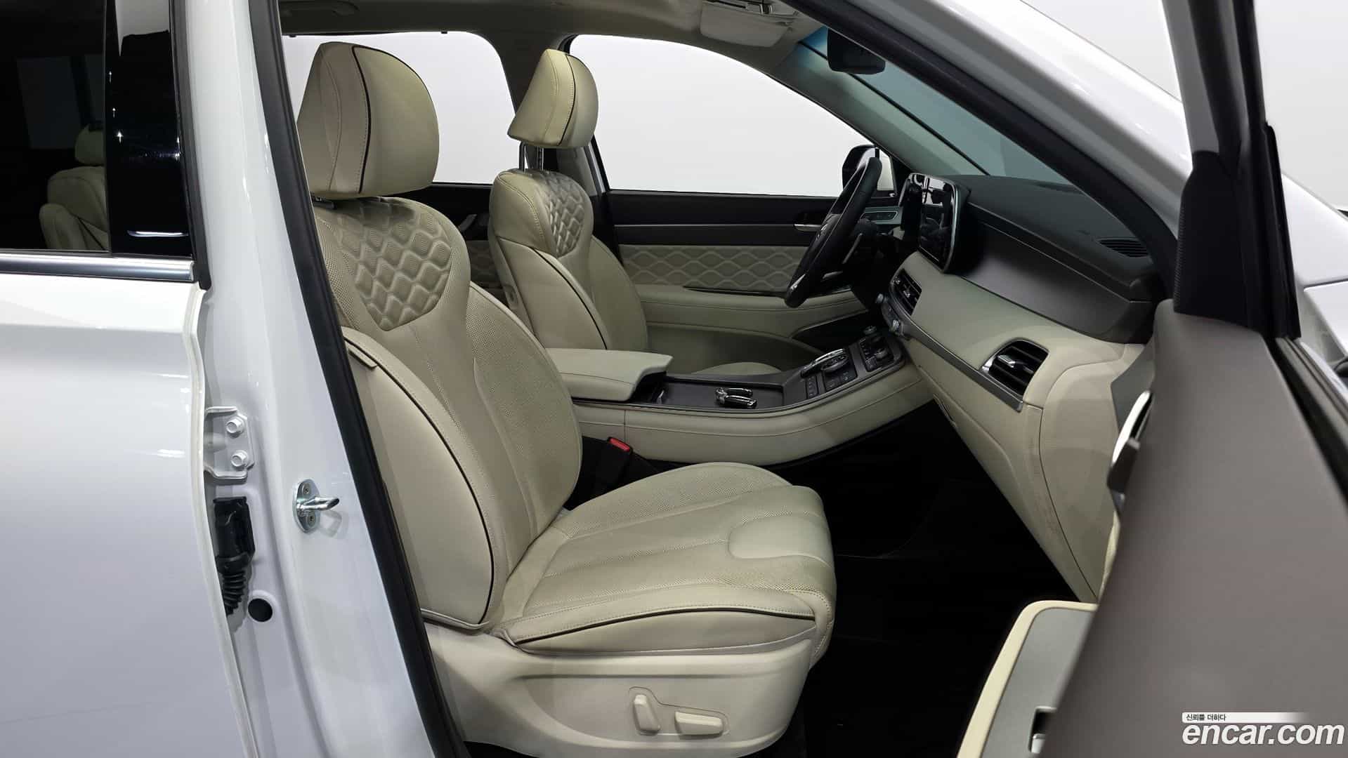 Palisade Hyundai 2021.2-INNER-036