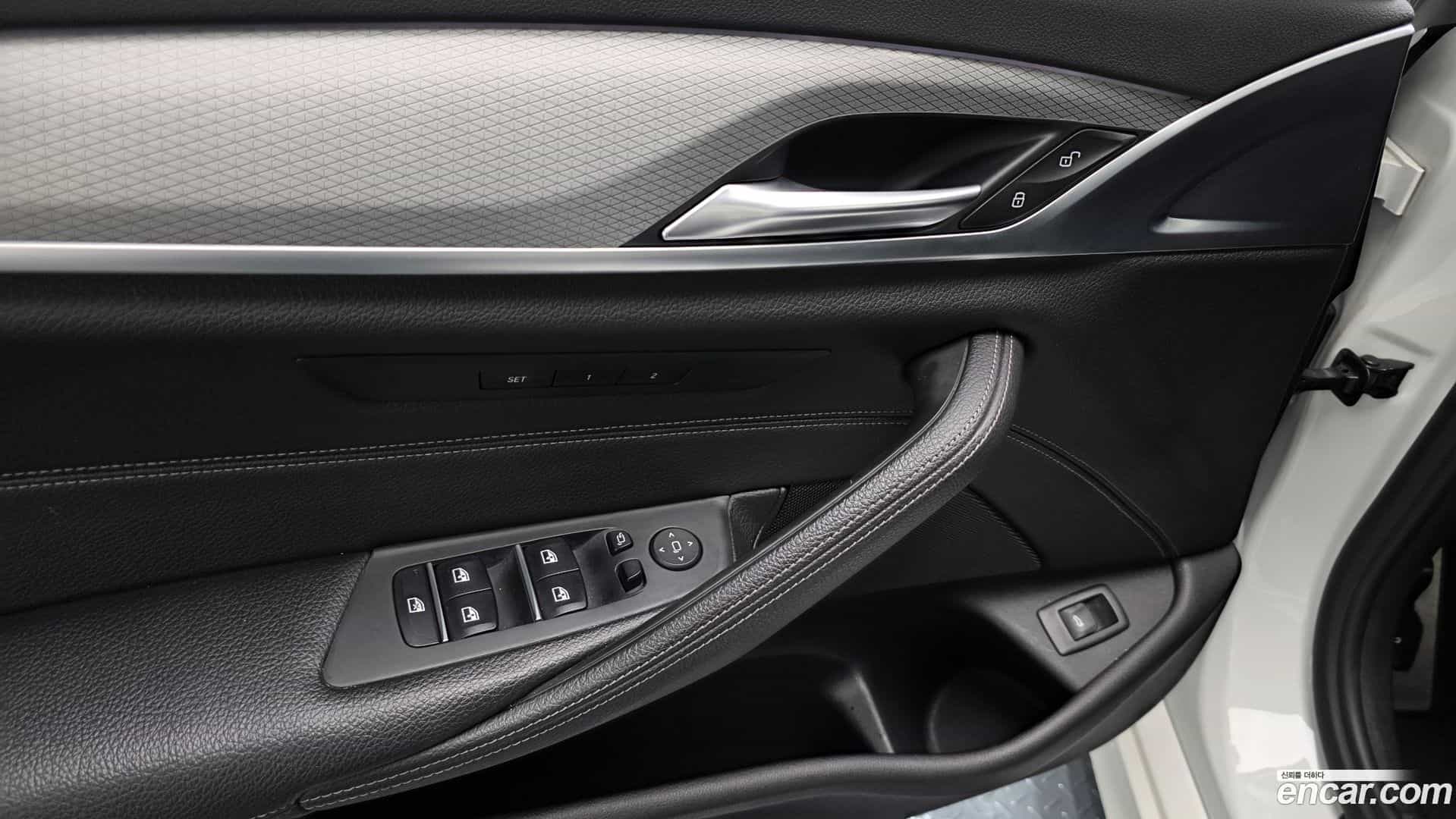 5-Series BMW 2018.0-OPTION-041