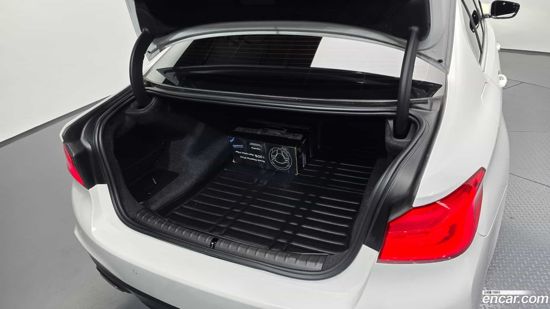 5-Series BMW 2018.0-OPTION-044