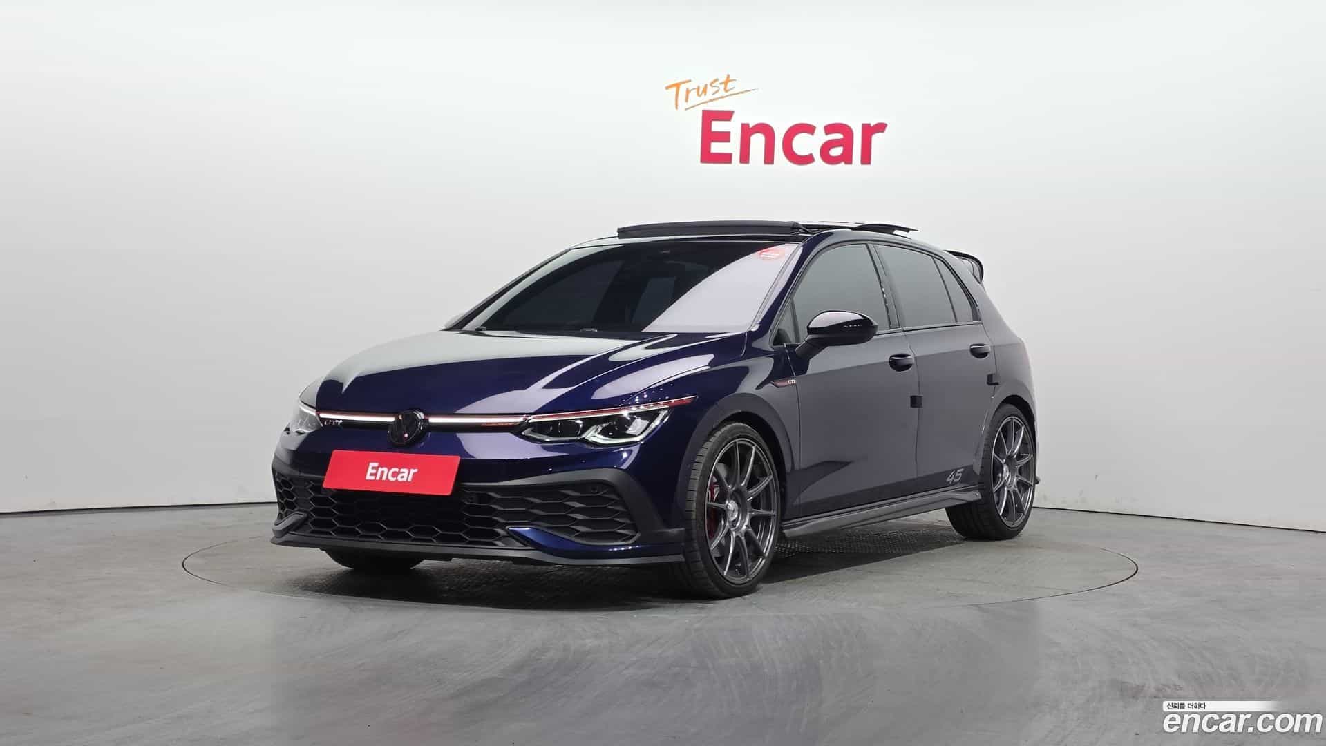 Golf Volkswagen 2023.6-OUTER-001