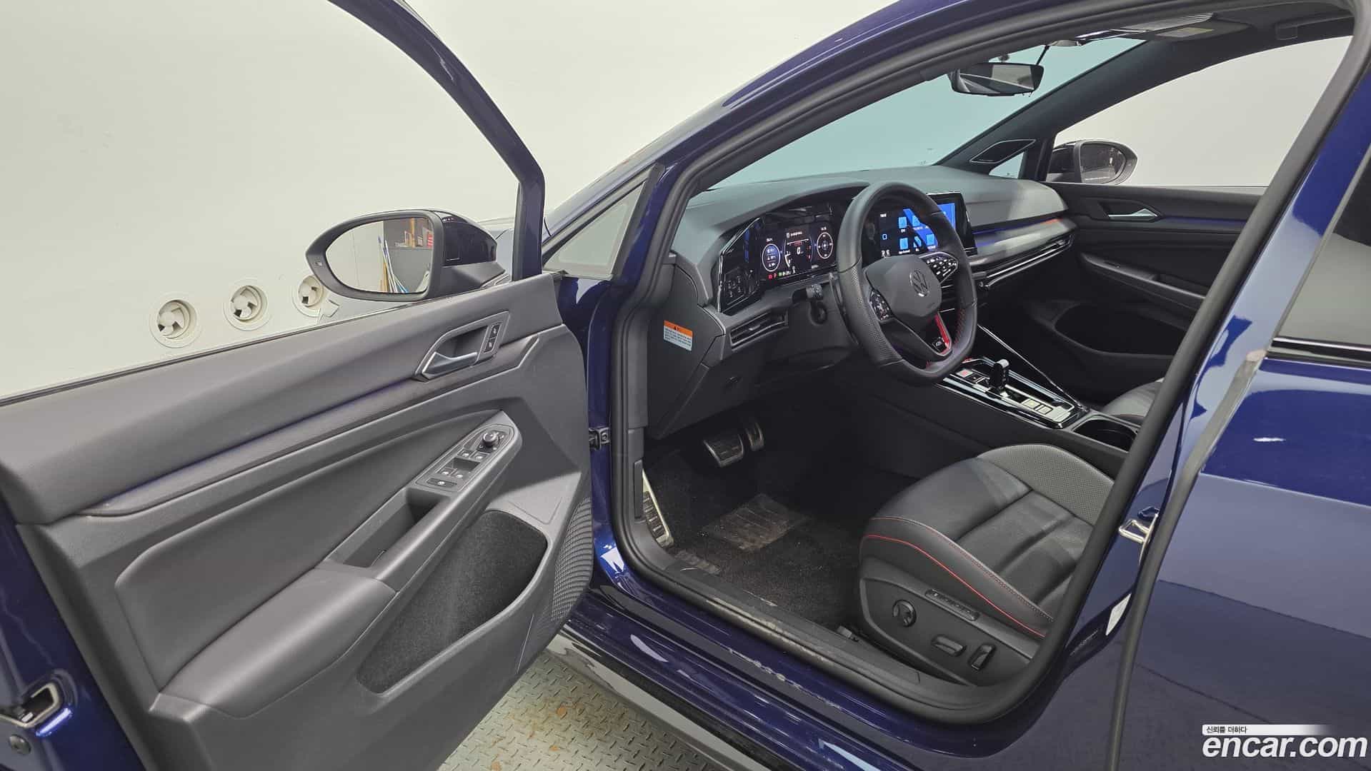 Golf Volkswagen 2023.6-INNER-010
