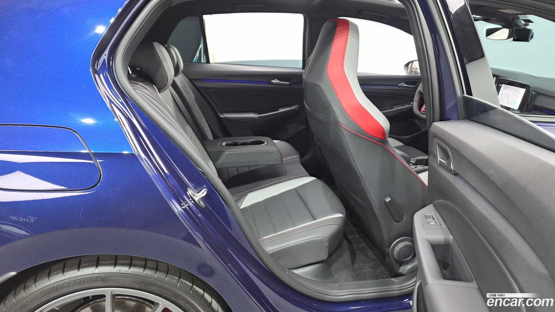 Golf Volkswagen 2023.6-OPTION-016