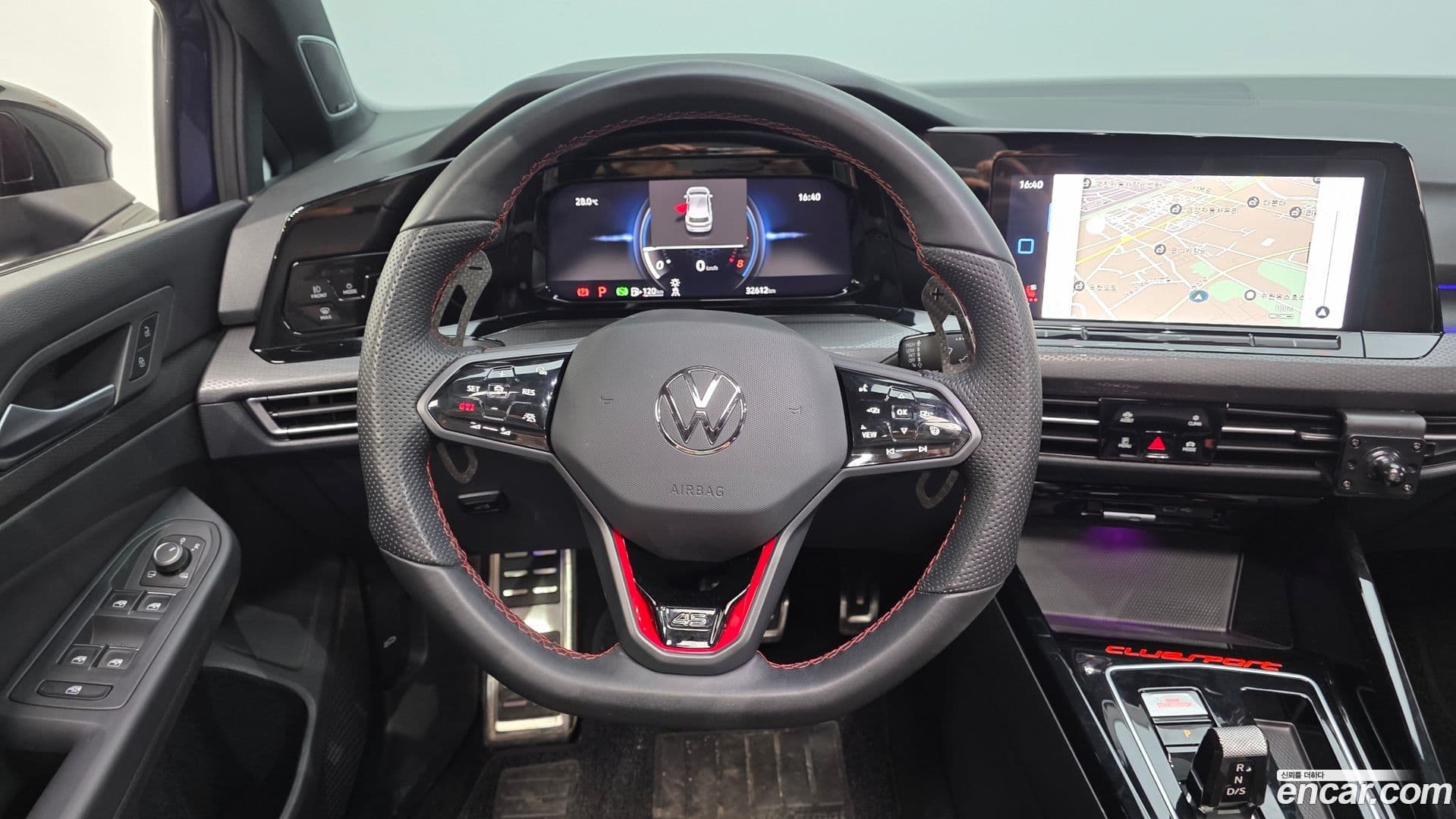 Main__Slider__Photo:Golf Volkswagen 2023.6-12
