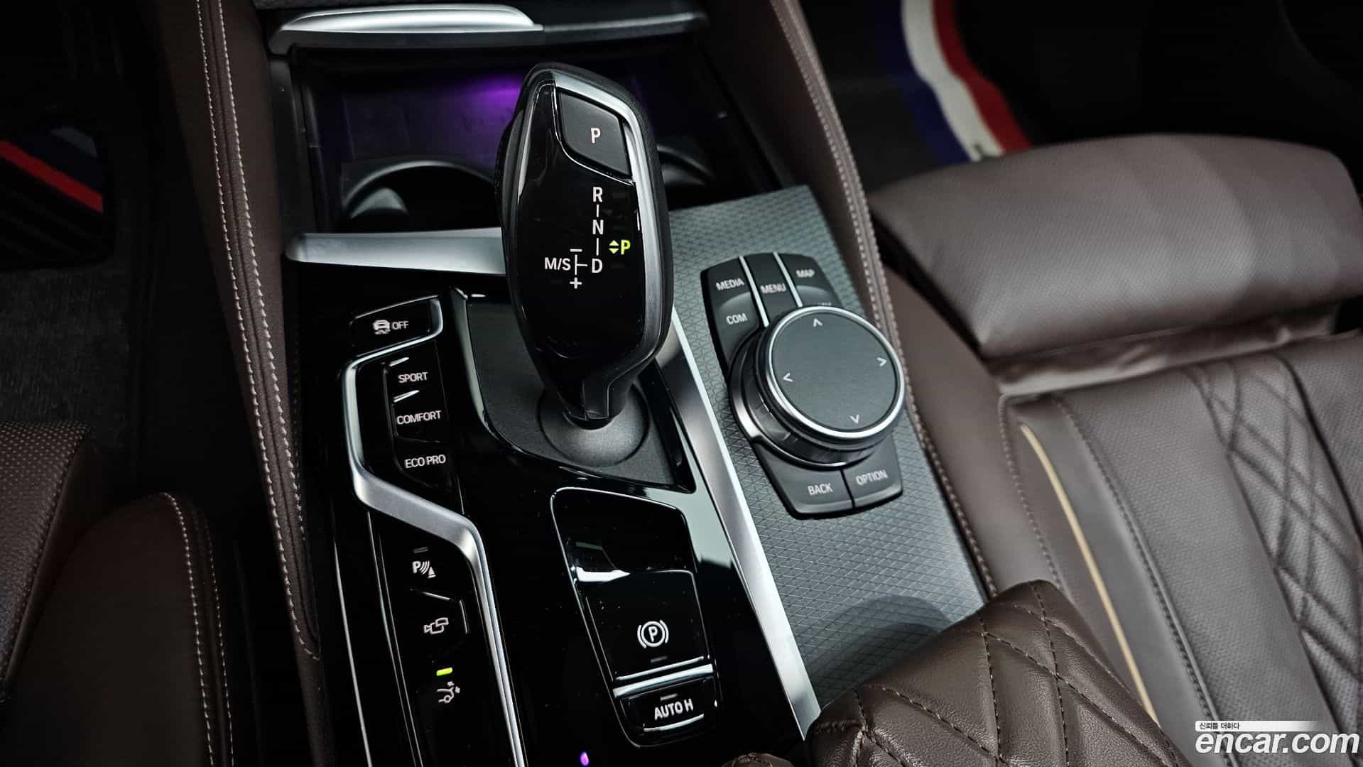 Gran Turismo BMW 2024.6-INNER-009
