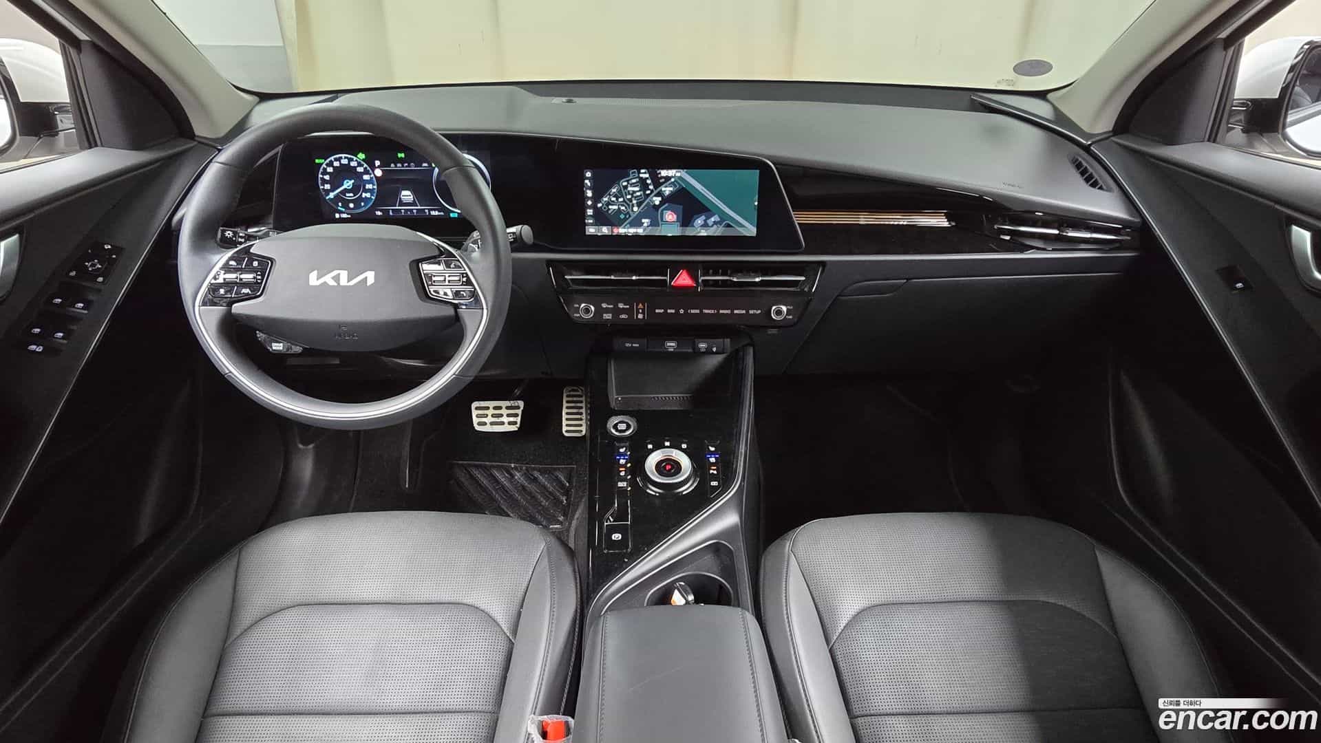 Niro Kia 2025.2-INNER-007