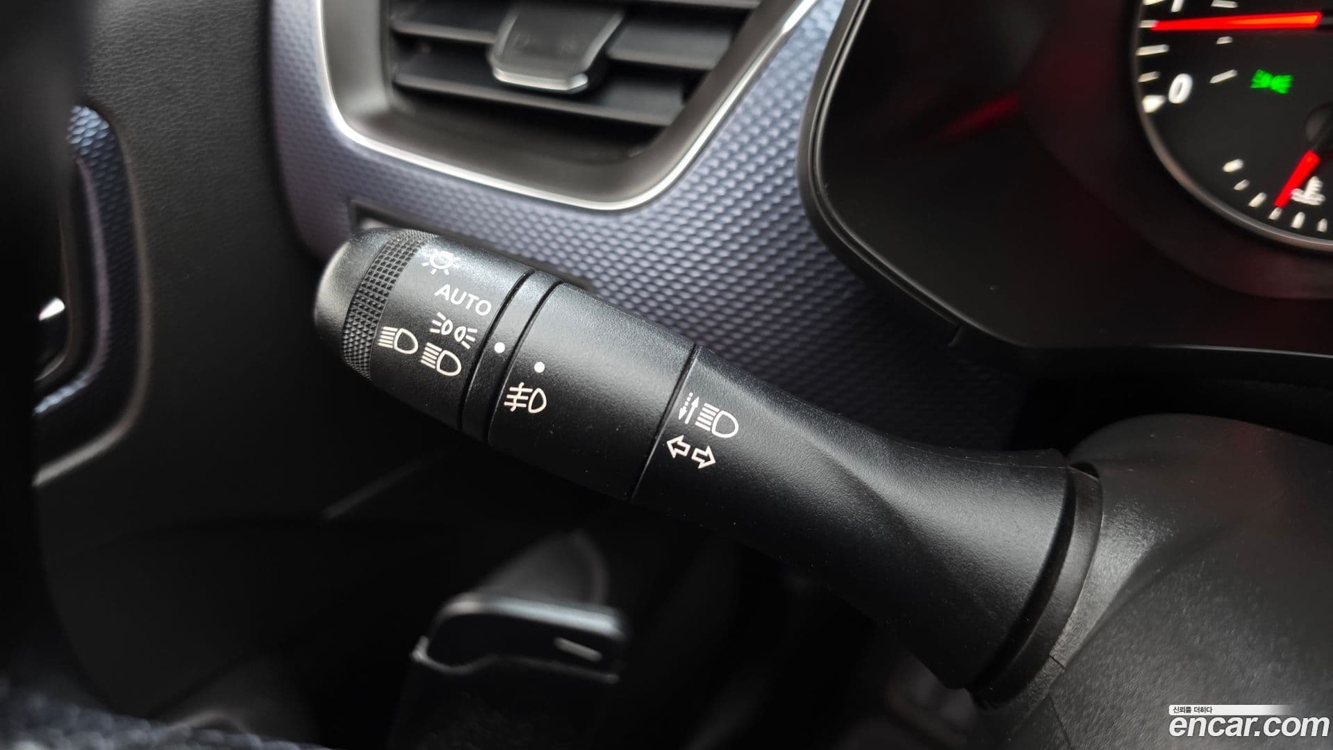 Main__Slider__Photo:XM3 Renault Korea 2020.3-26