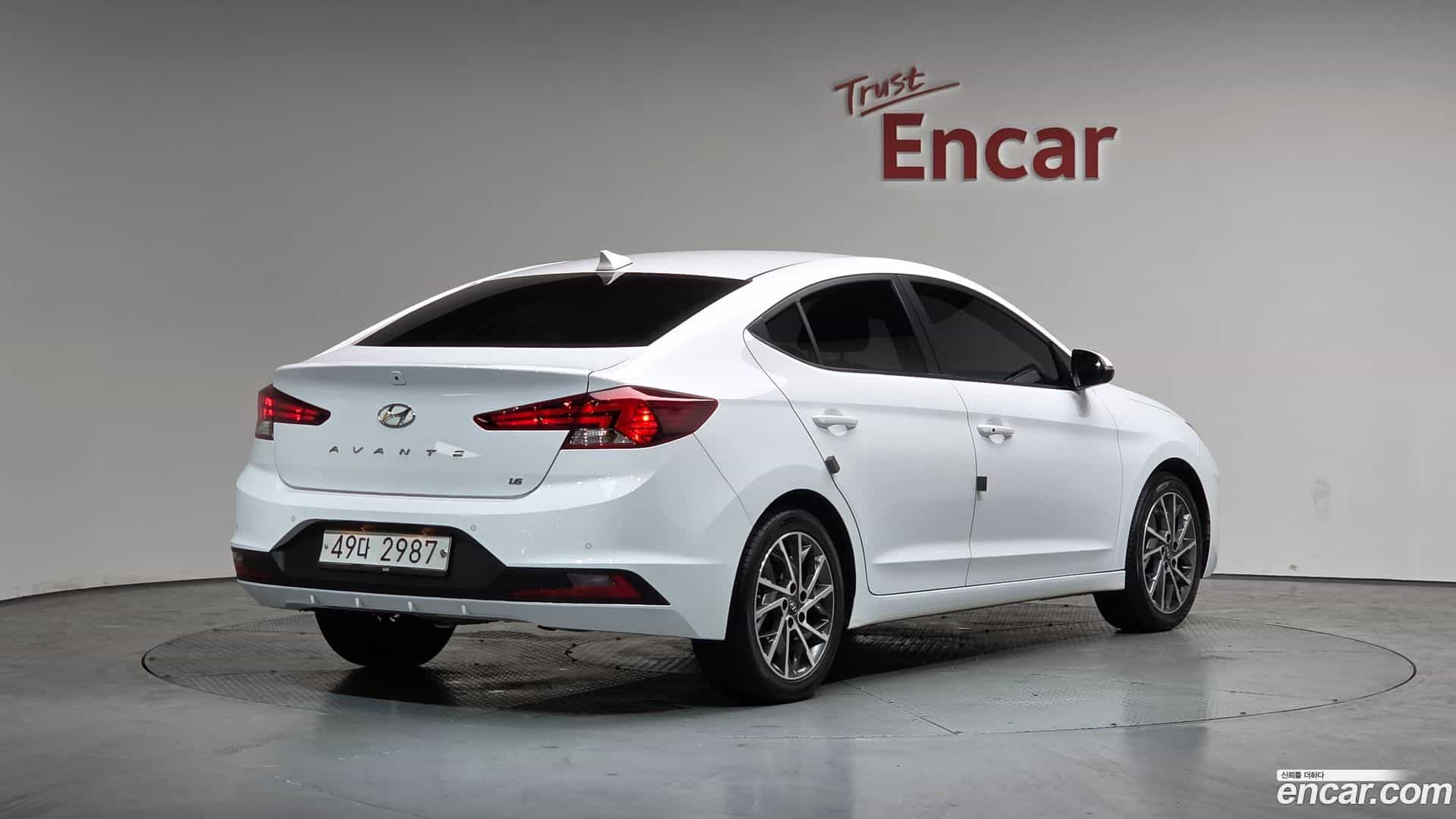 AVANTE Hyundai 2019.3-OUTER-002