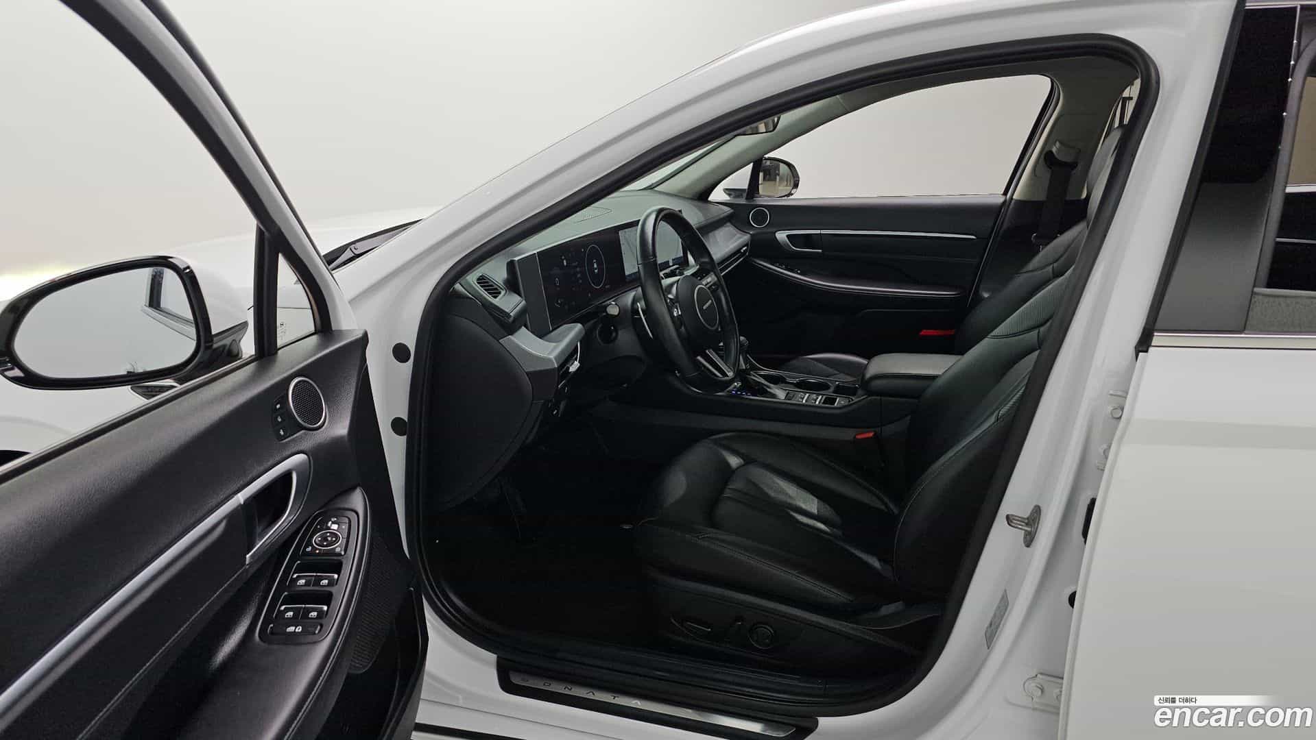 Sonata Hyundai 2023.6-INNER-010