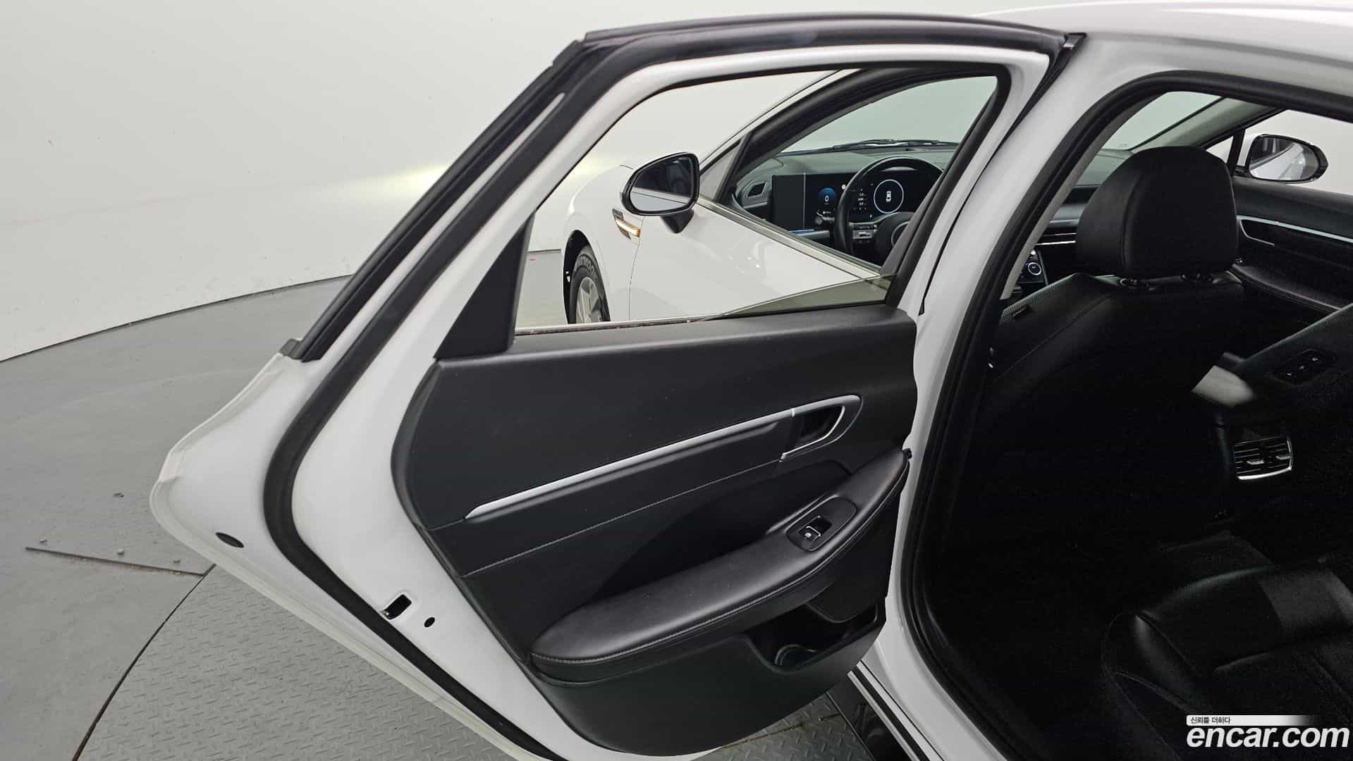 Sonata Hyundai 2023.6-INNER-035