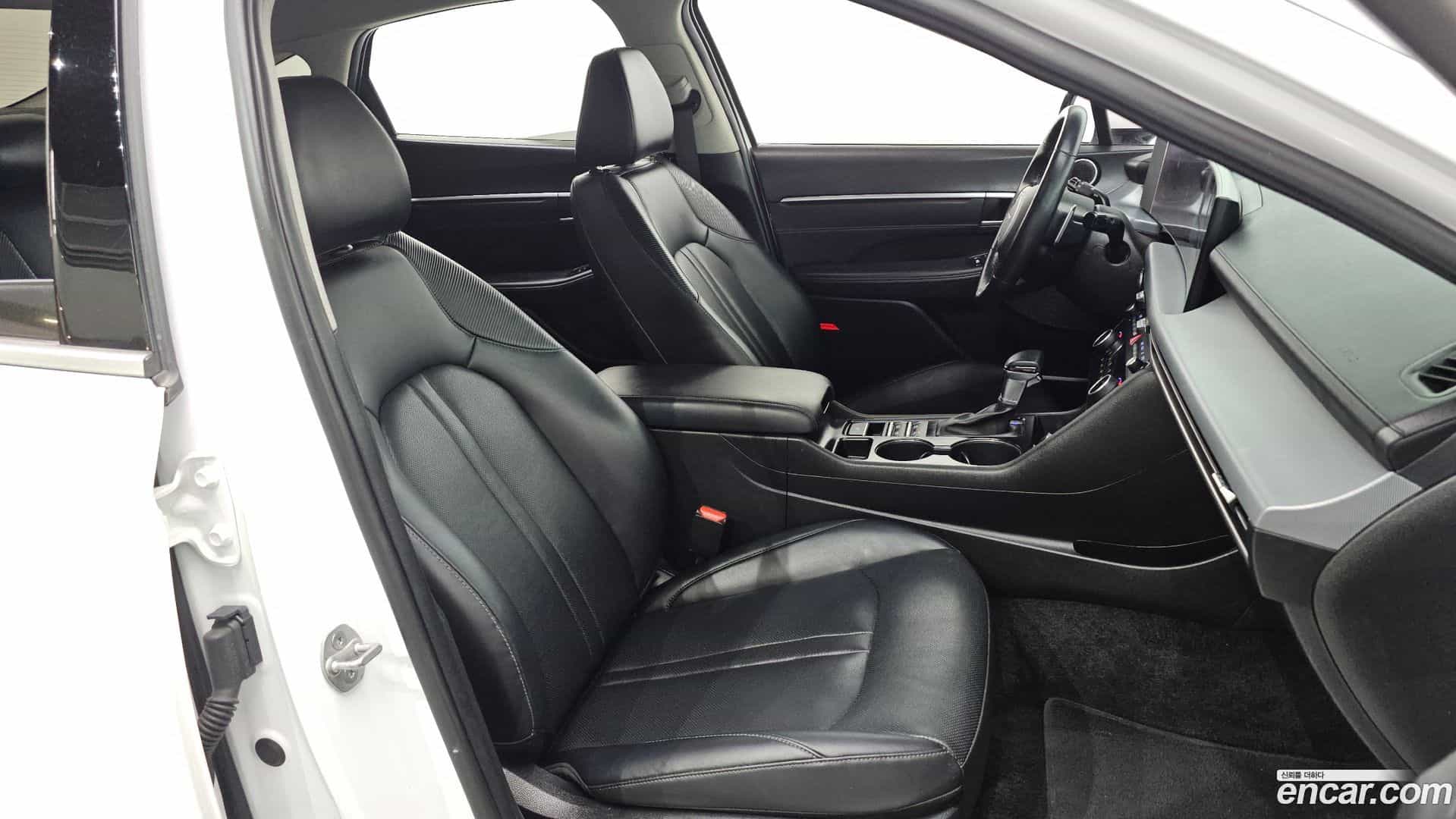 Sonata Hyundai 2023.6-INNER-036