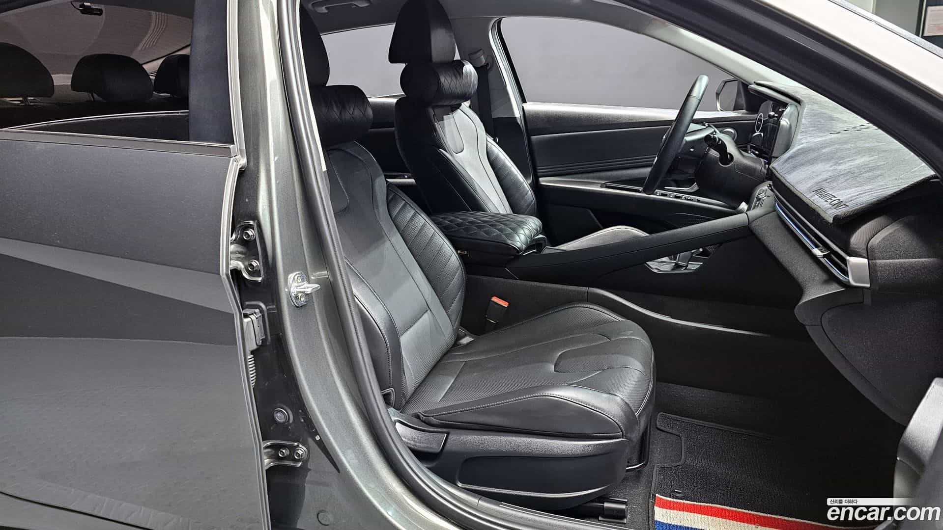AVANTE Hyundai 2021.0-INNER-036