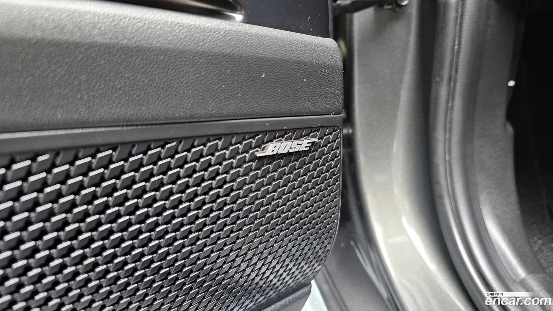 AVANTE Hyundai 2021.0-OPTION-040